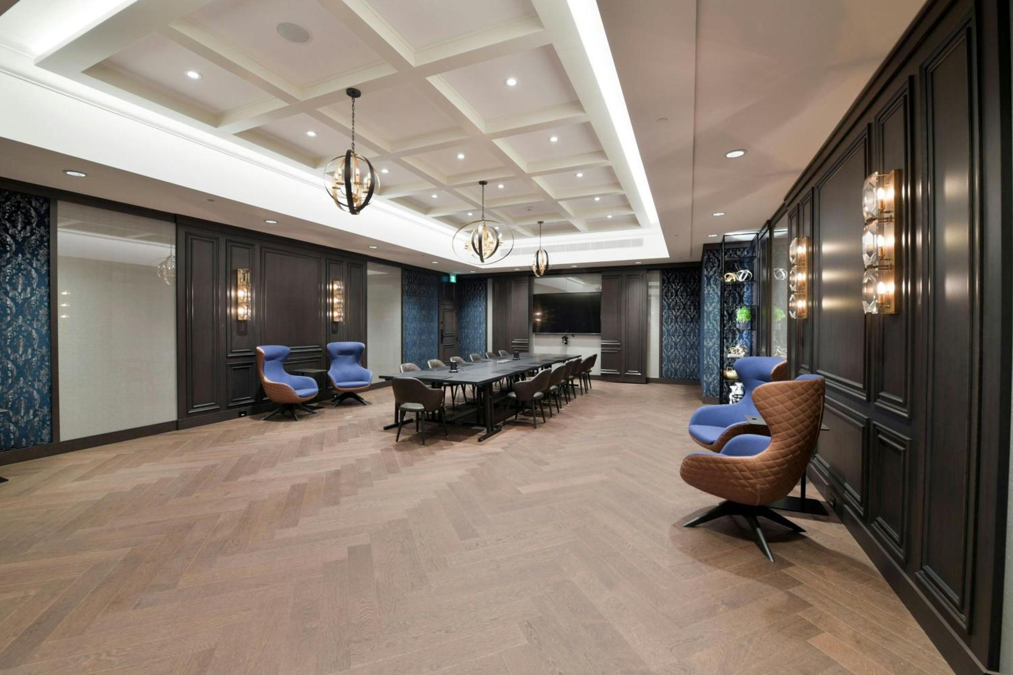Sheraton 4*